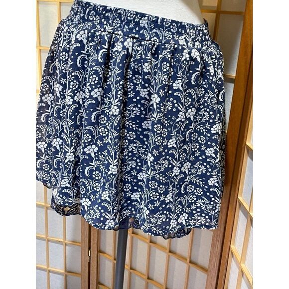 Forever 21 Med Floral Miniskirt - Picture 8 of 9